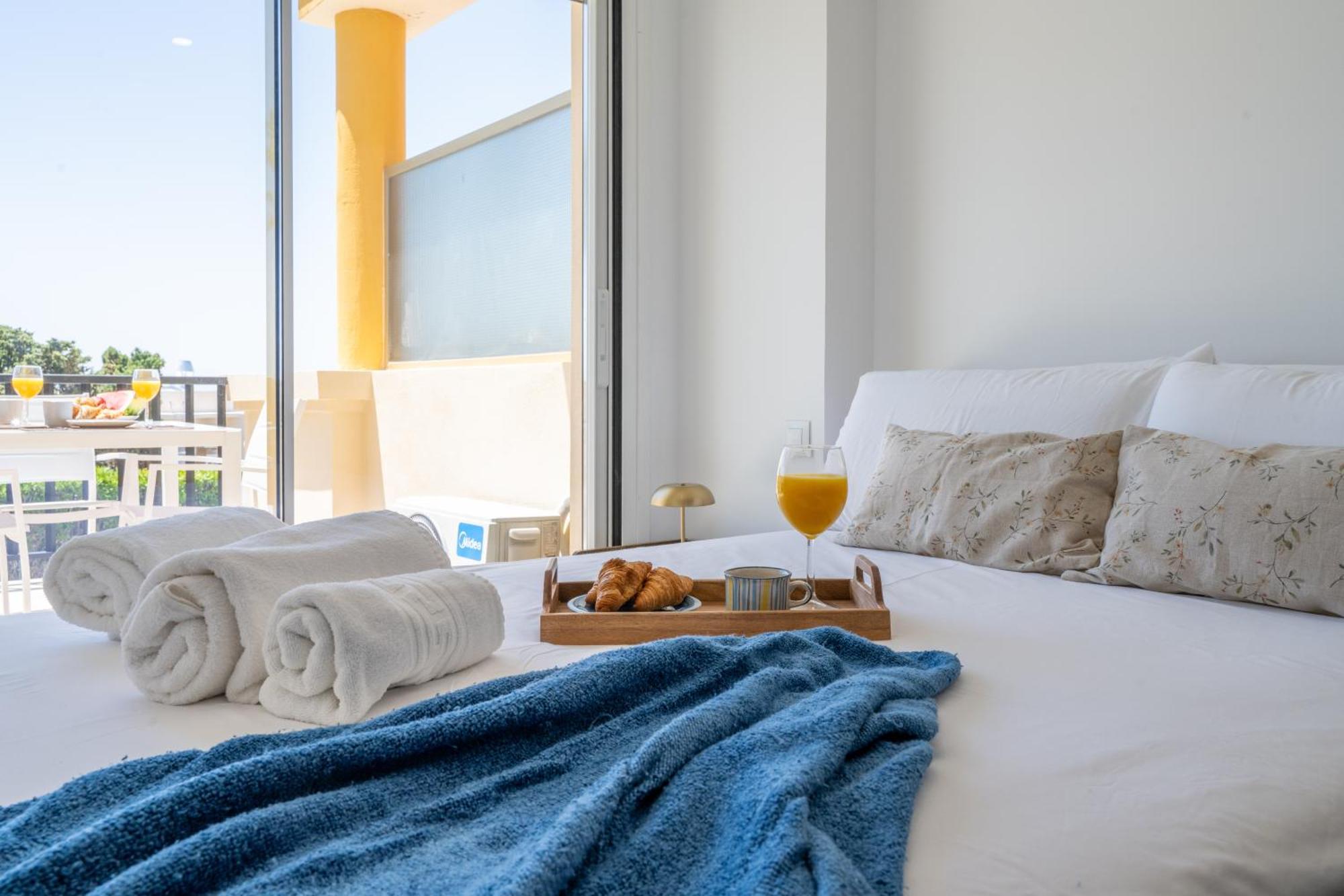 Oleholidays 1111 Romana Playa Vistas Al Mar * Marbella