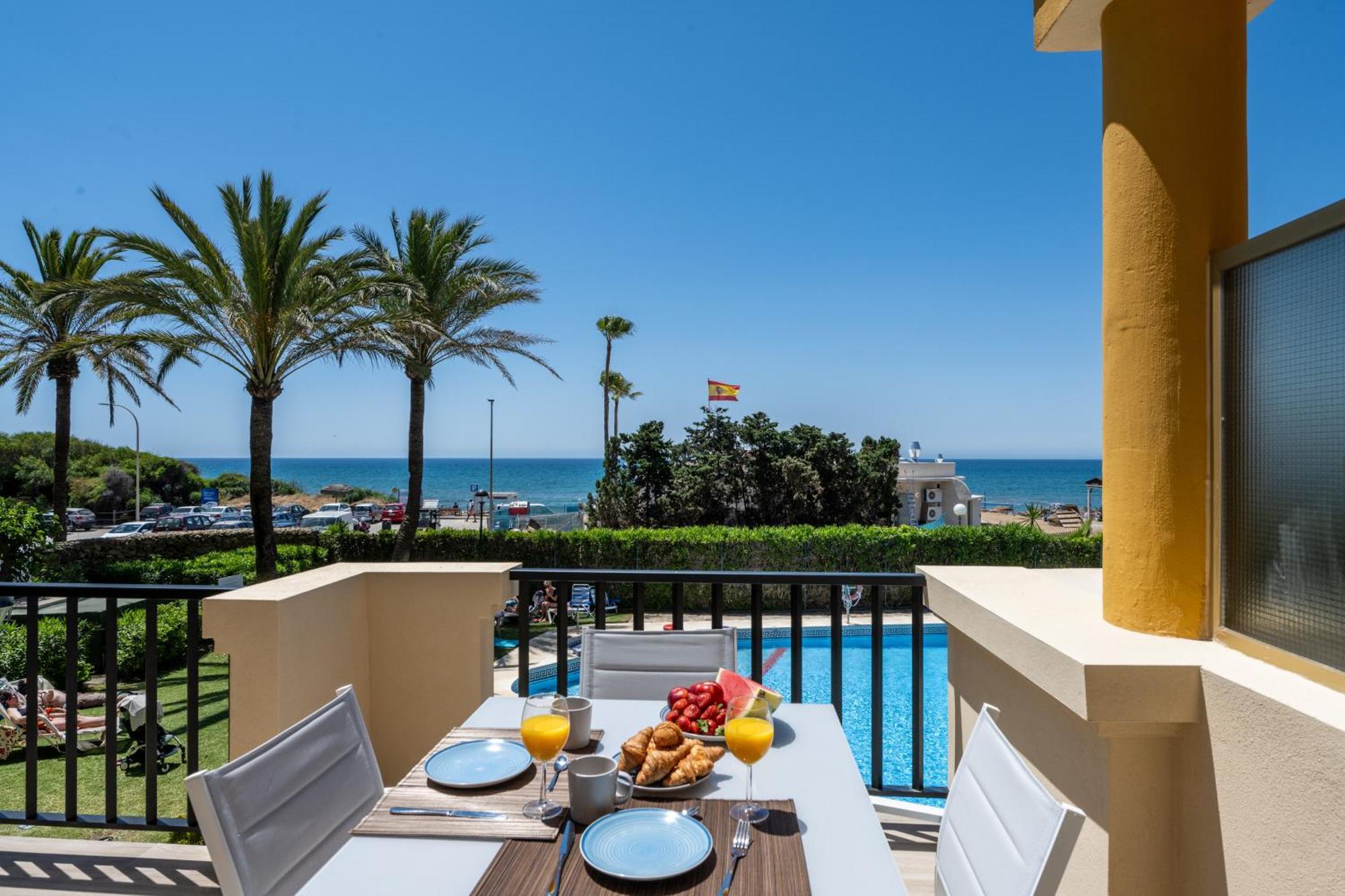 Oleholidays 1111 Romana Playa Vistas Al Mar Marbella
